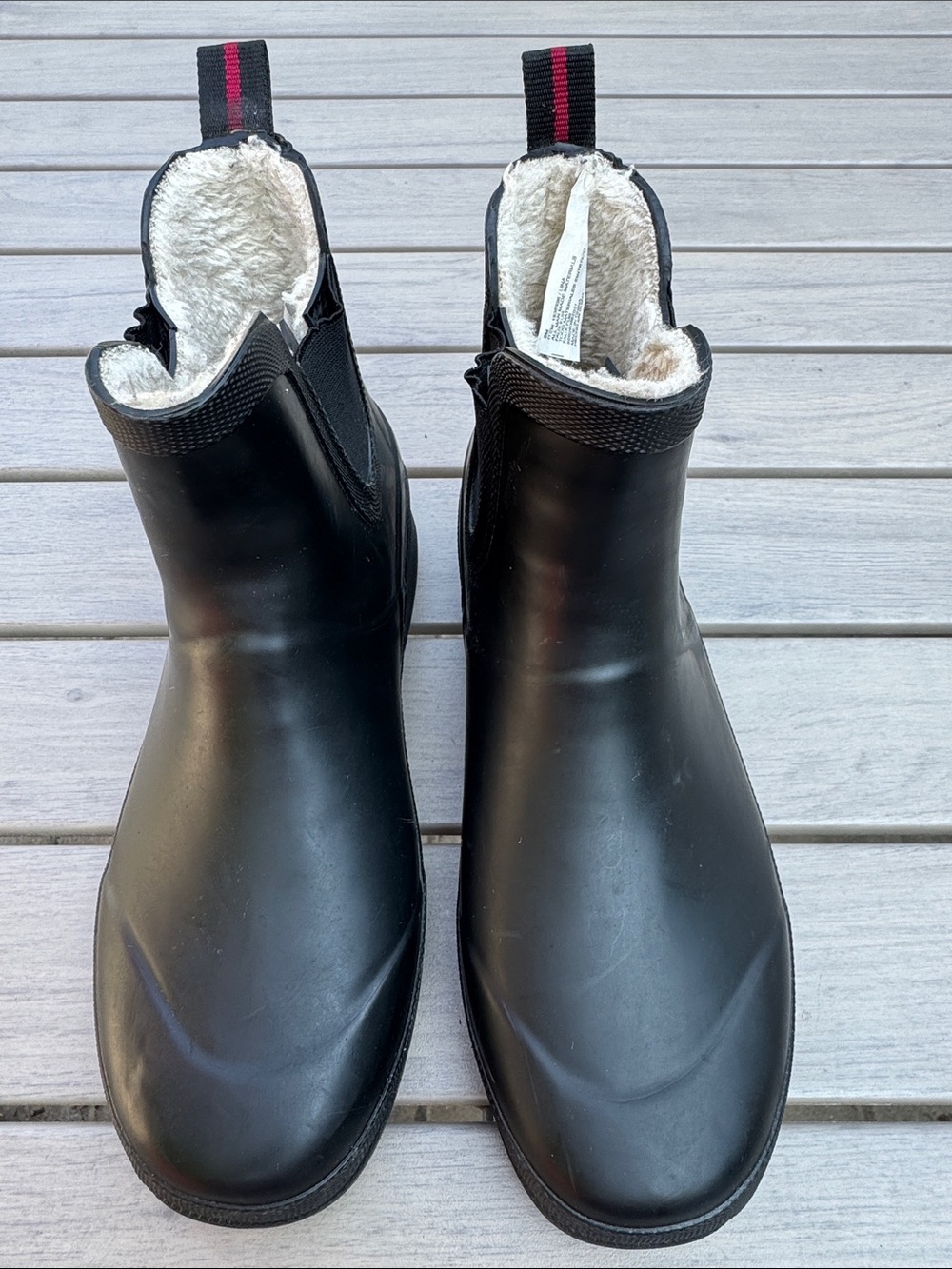 Tretorn rain booties size 8 Black Faux Fur Lined